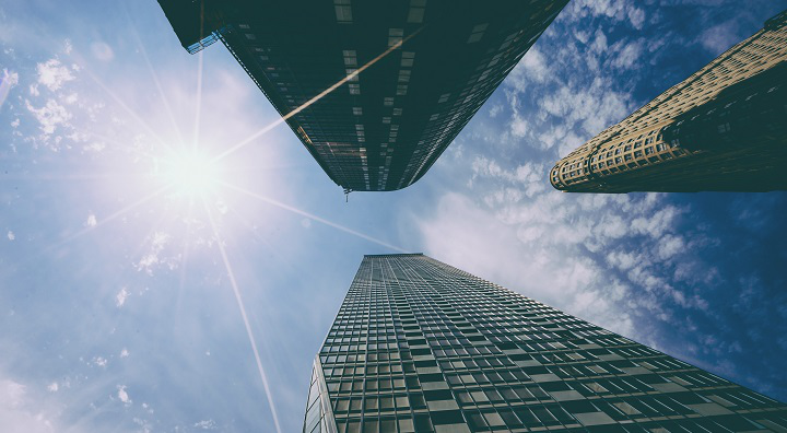 資質標準中凈資產與注冊資本有何要求？ 